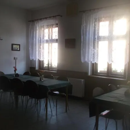 Restaurace S Ubytovanim Guest house